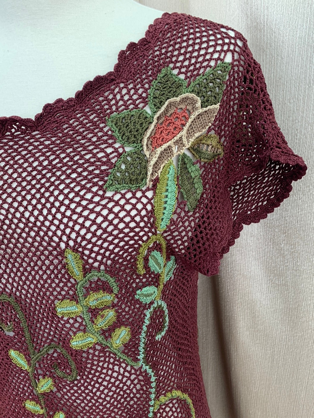 PERUVIAN CONNECTION maroon green Pima Cotton Crochet Floral Top - L