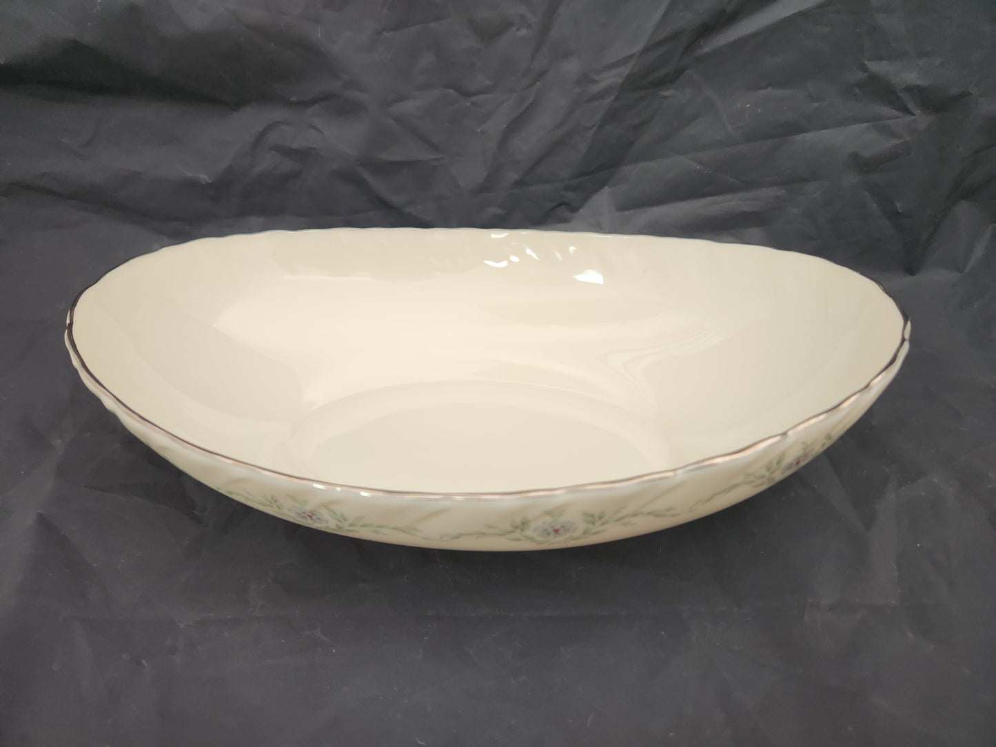 VTG - Musette by Lenox 9.5" Vegetable Bowl