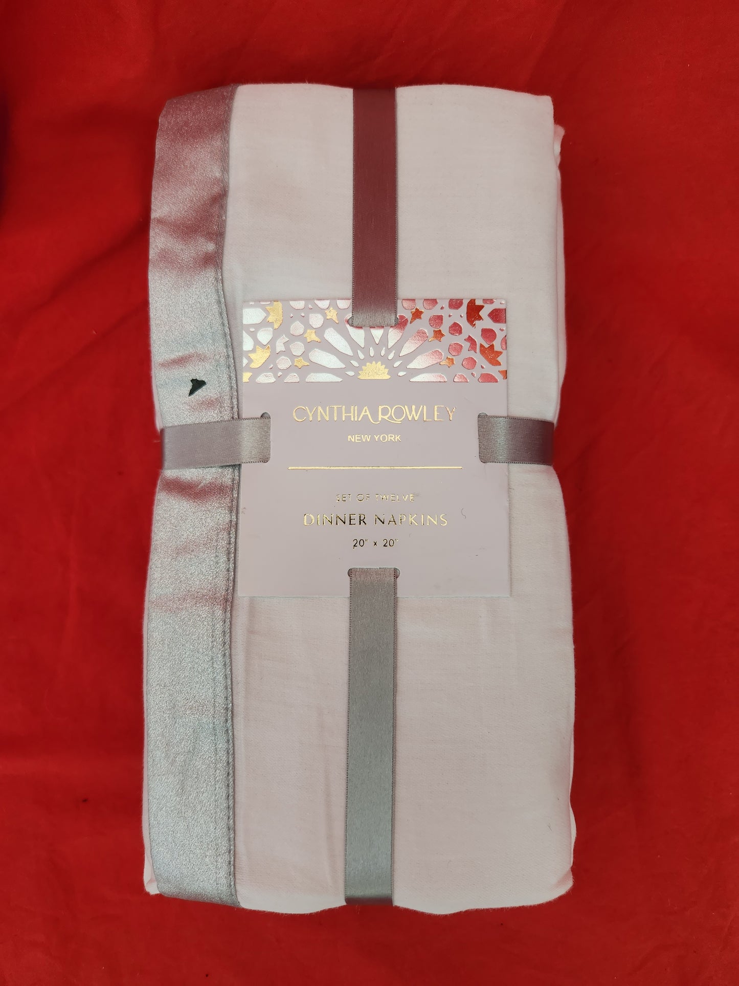 NIP - Cynthia Rowley White/Silver Dinner Napkins - Set of 12