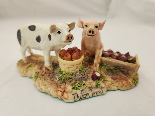 "Dutch Treat" Figurine by Lowell Davis - #25385