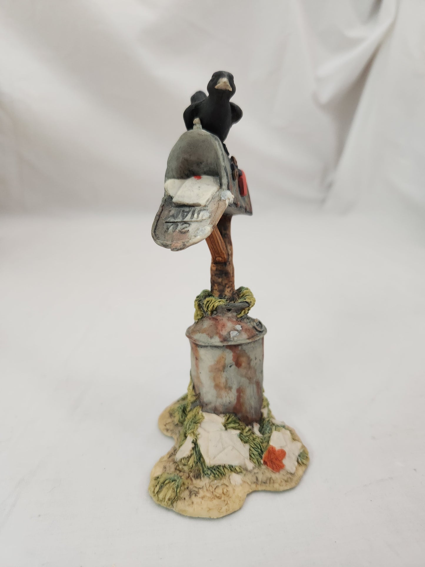 "Checks in the Mail" Figurine by Lowell Davis - #221009