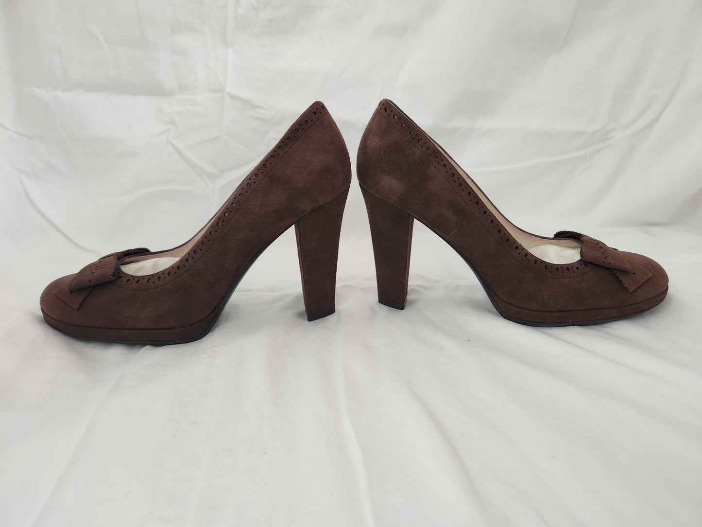 NIB - Apostrophe Brown High Heel Pumps - Size: 8 Medium - Style: 40848