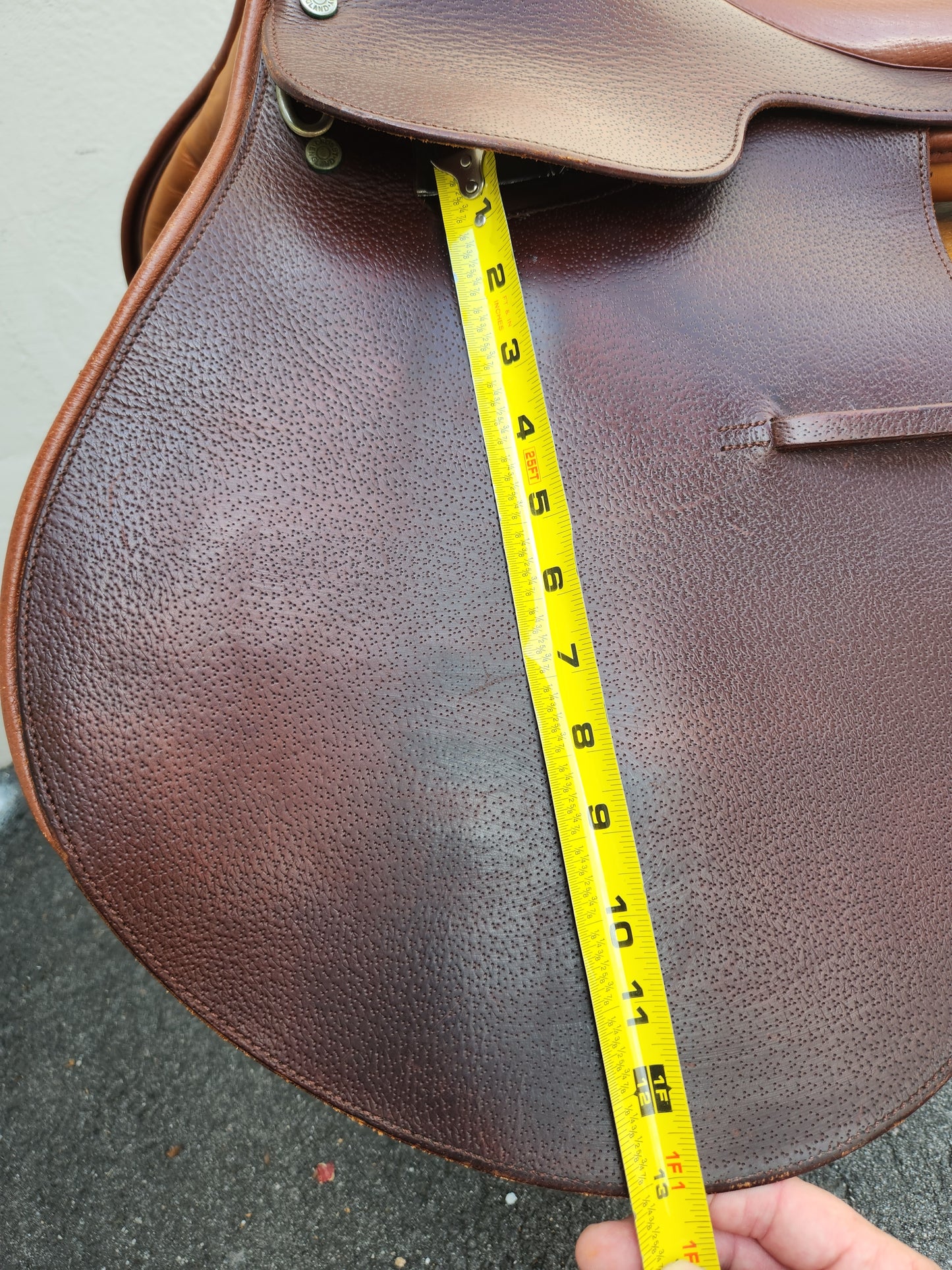 Crosby England 16.5" Prix Des Nations Spring Seat