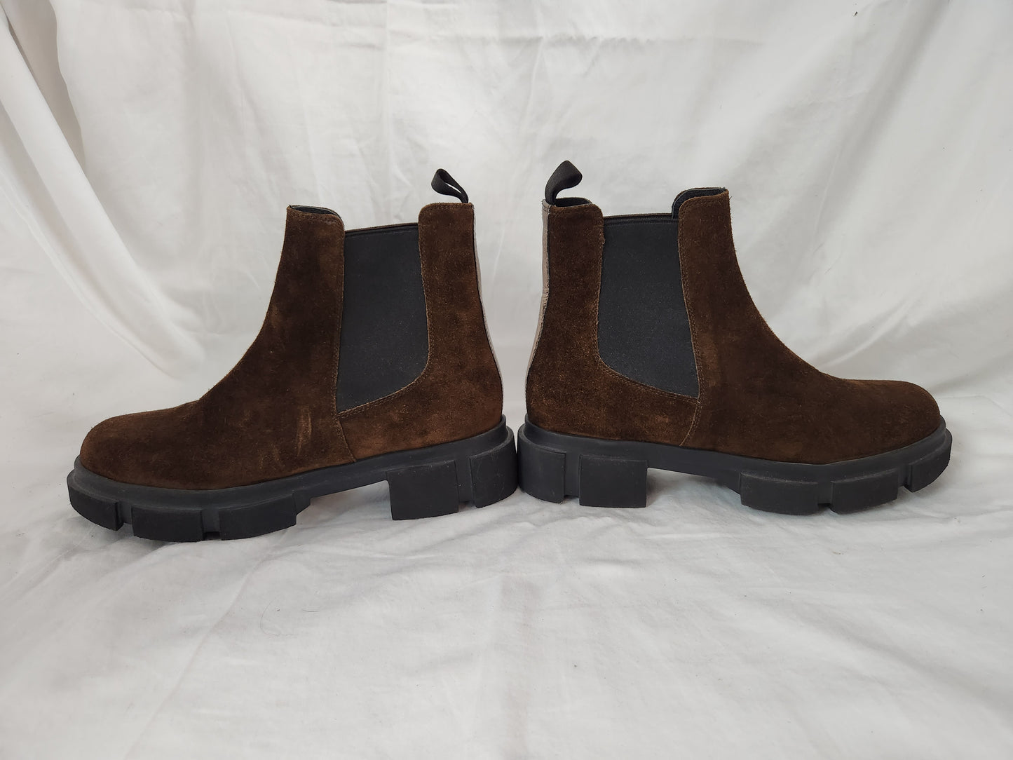 Triver Flight Brown Suede Pull-On Ankle Boots - Size: 39 (US 8)