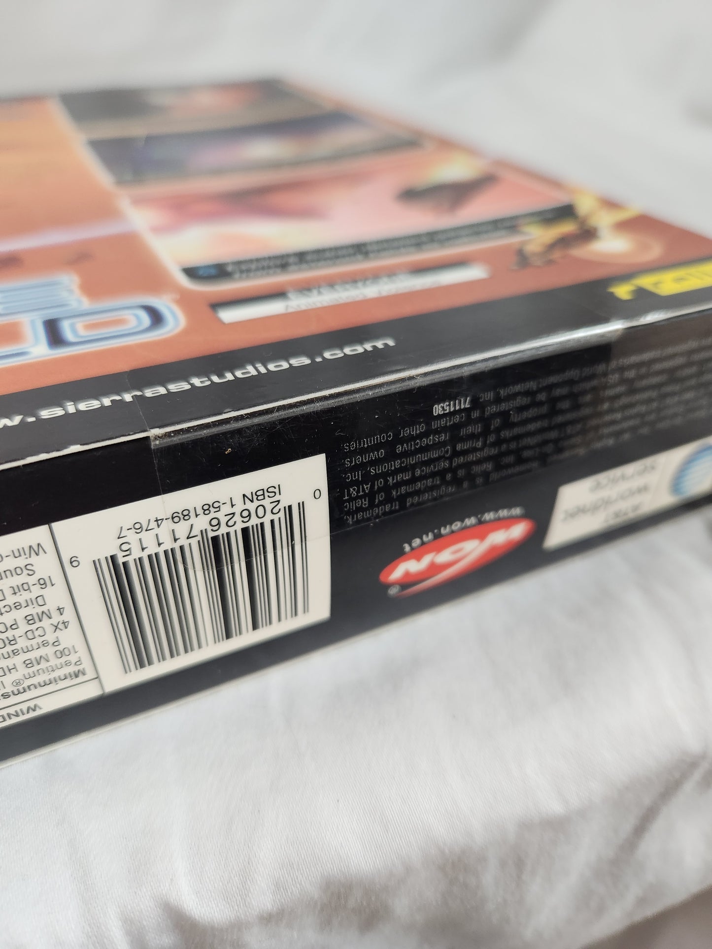 HomeWorld Game of the year Edition PC Game (Windows 95/98/NT 4.0)