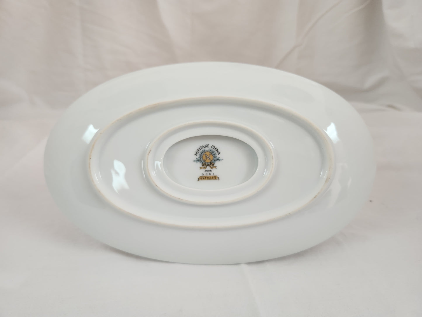 Noritake Graycliff Gravy Boat with Attached Underplate #5861