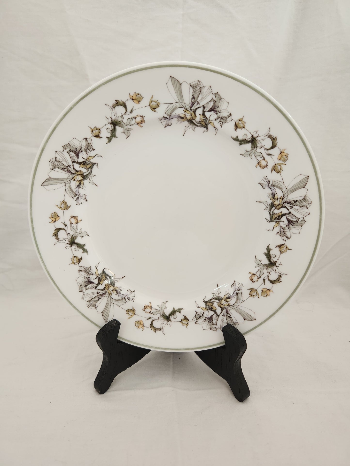 Spode Bone China 8" Summerfield Salad Plate