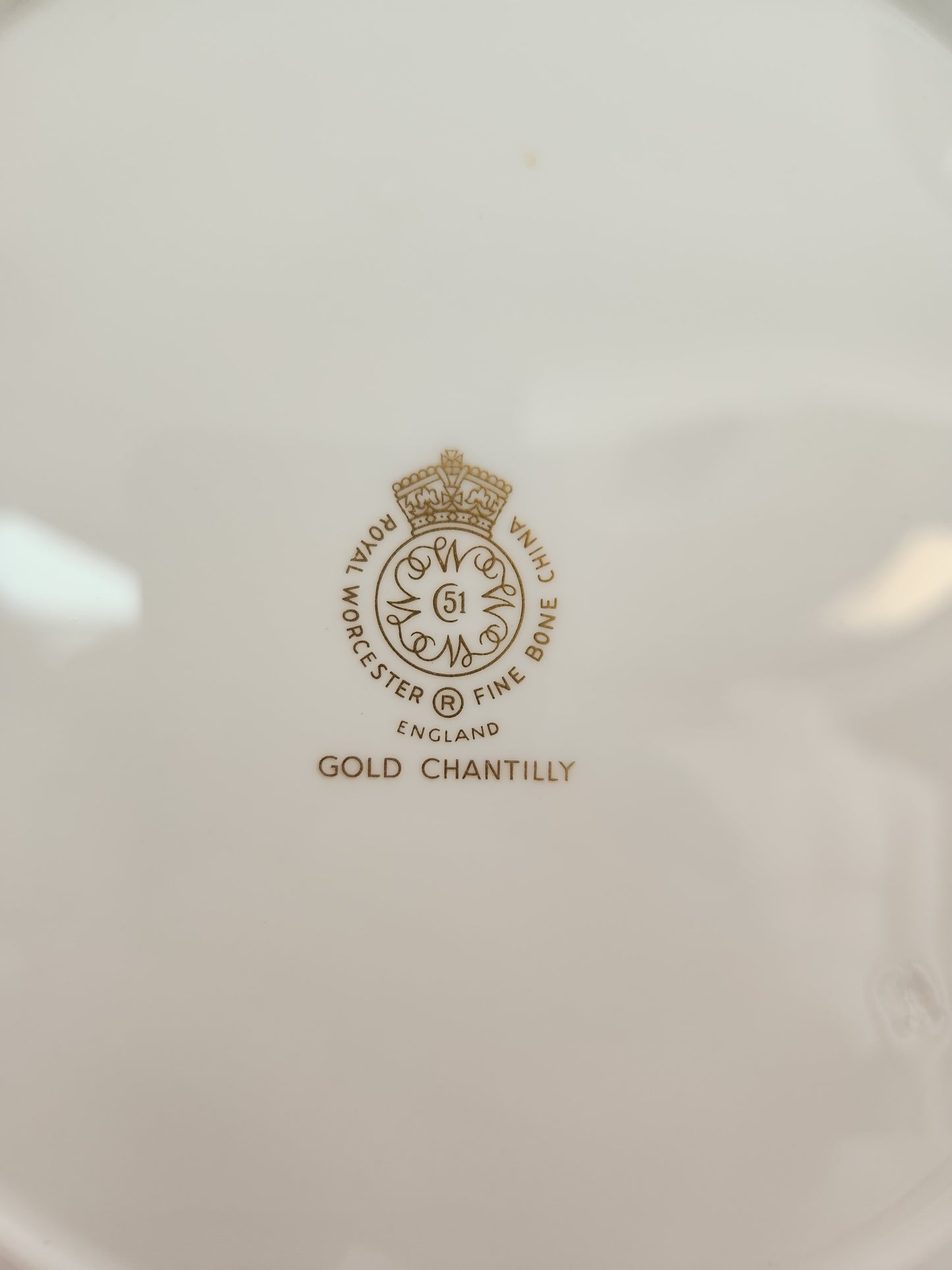 Royal Worcester Bone China 10" Gold Chantilly Dinner Plate