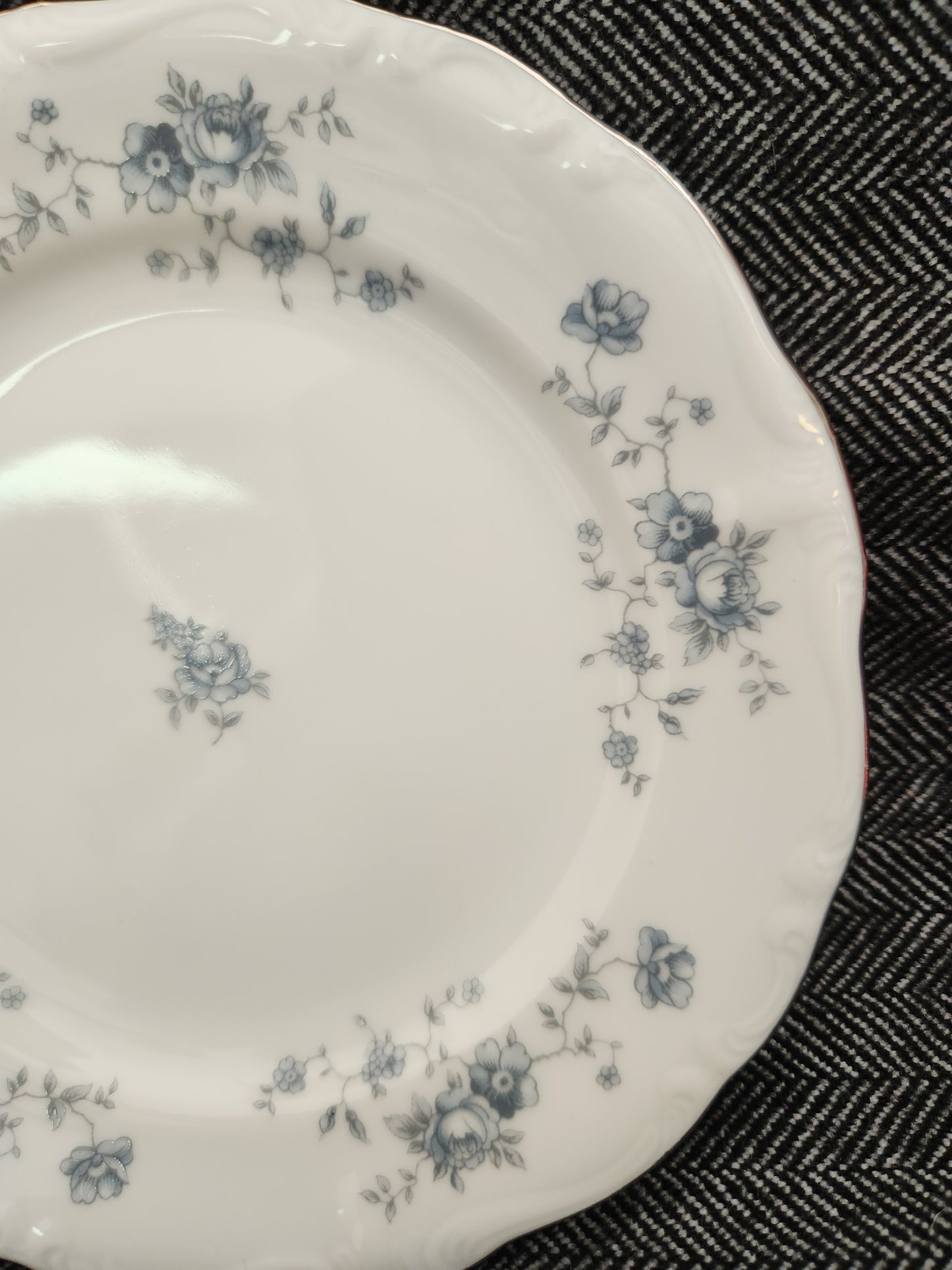 Blue Garland by JOHANN HAVILAND Bread/Butter Plate (Bavaria Backstamp)