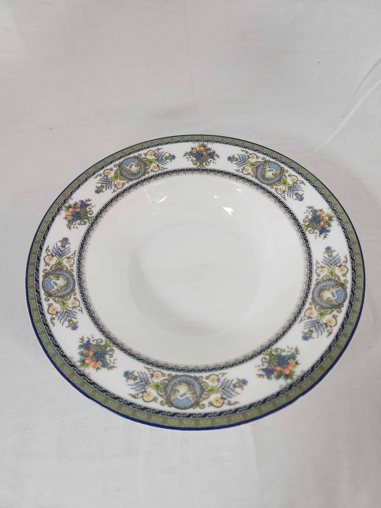 Mikasa Ultima+ Super Strong Fine China HK-305 Victorian Crest Rimmed Soup Bowl
