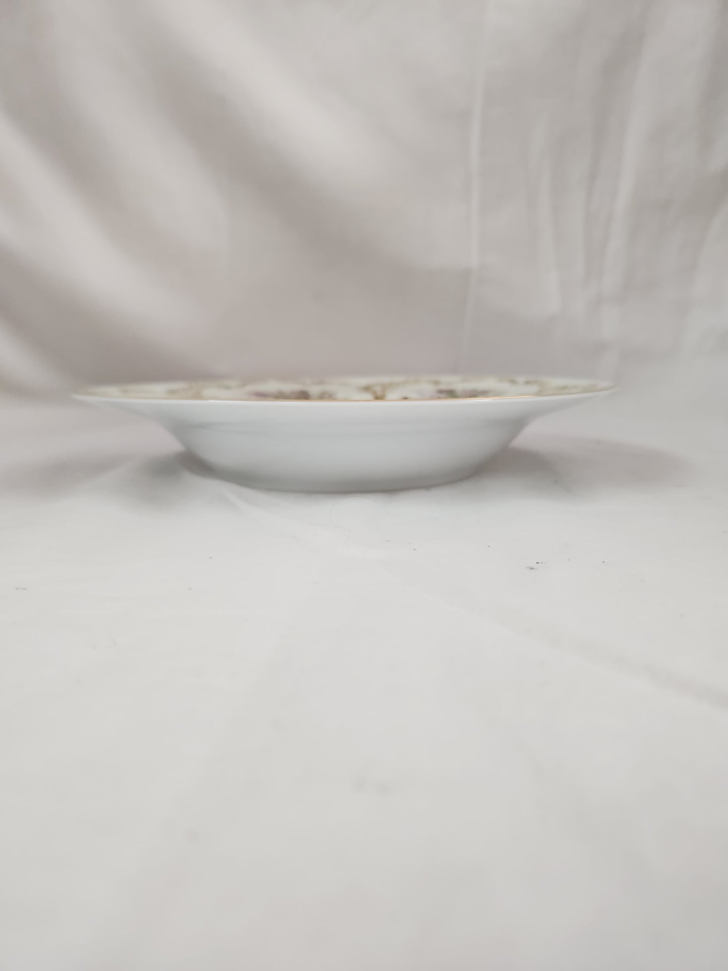 Kings Court China "Rose Bud" Rimmed Soup Bowl #4005