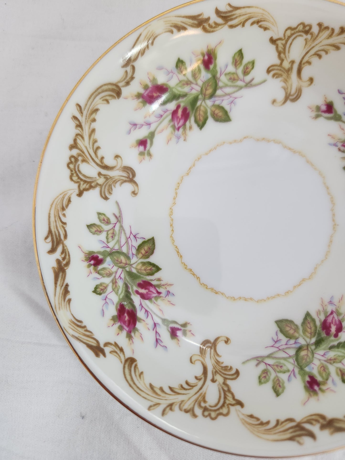 Kings Court China "Rose Bud" Fruit/Dessert Bowl #4005