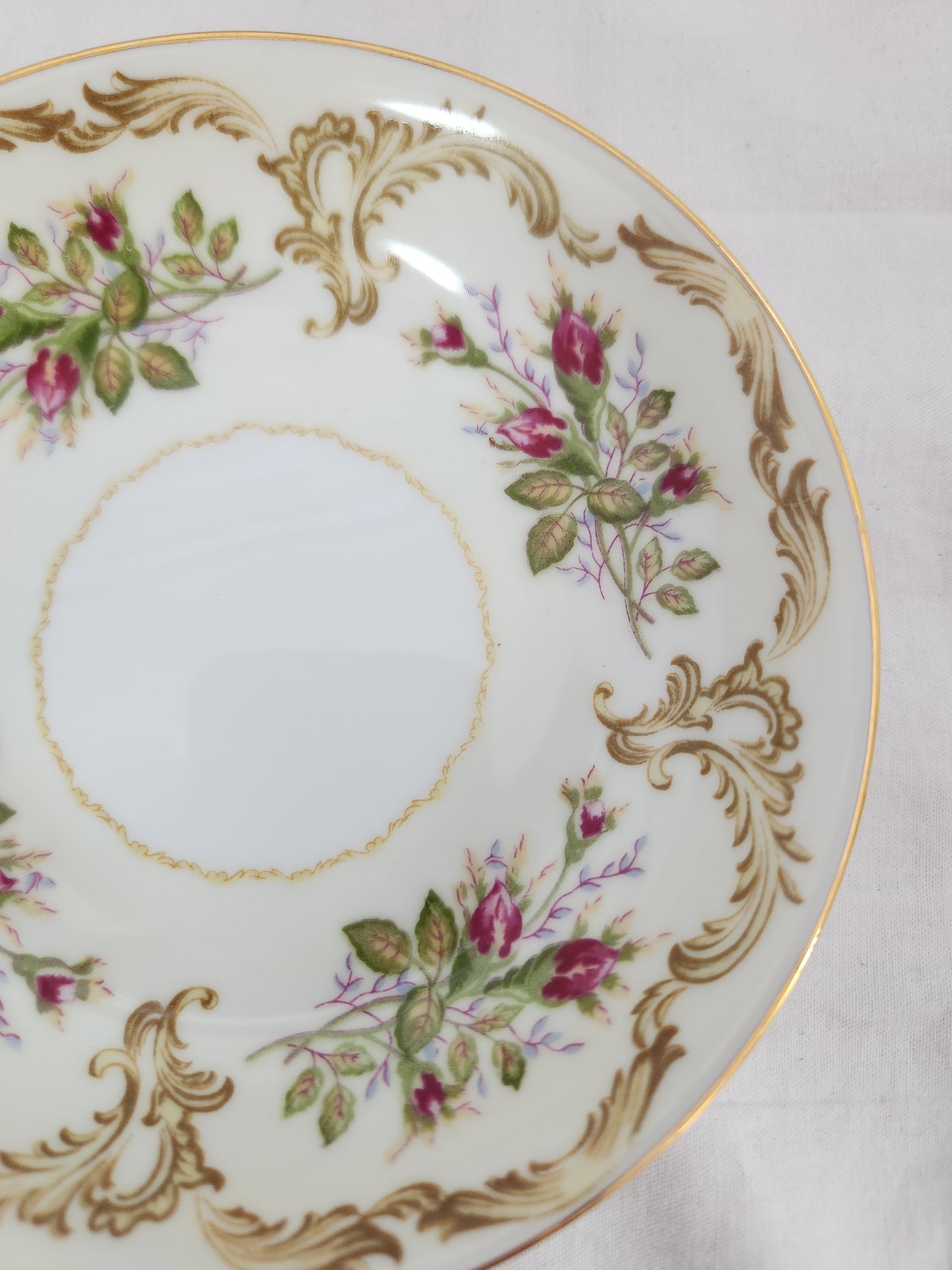 Kings Court China "Rose Bud" Fruit/Dessert Bowl #4005