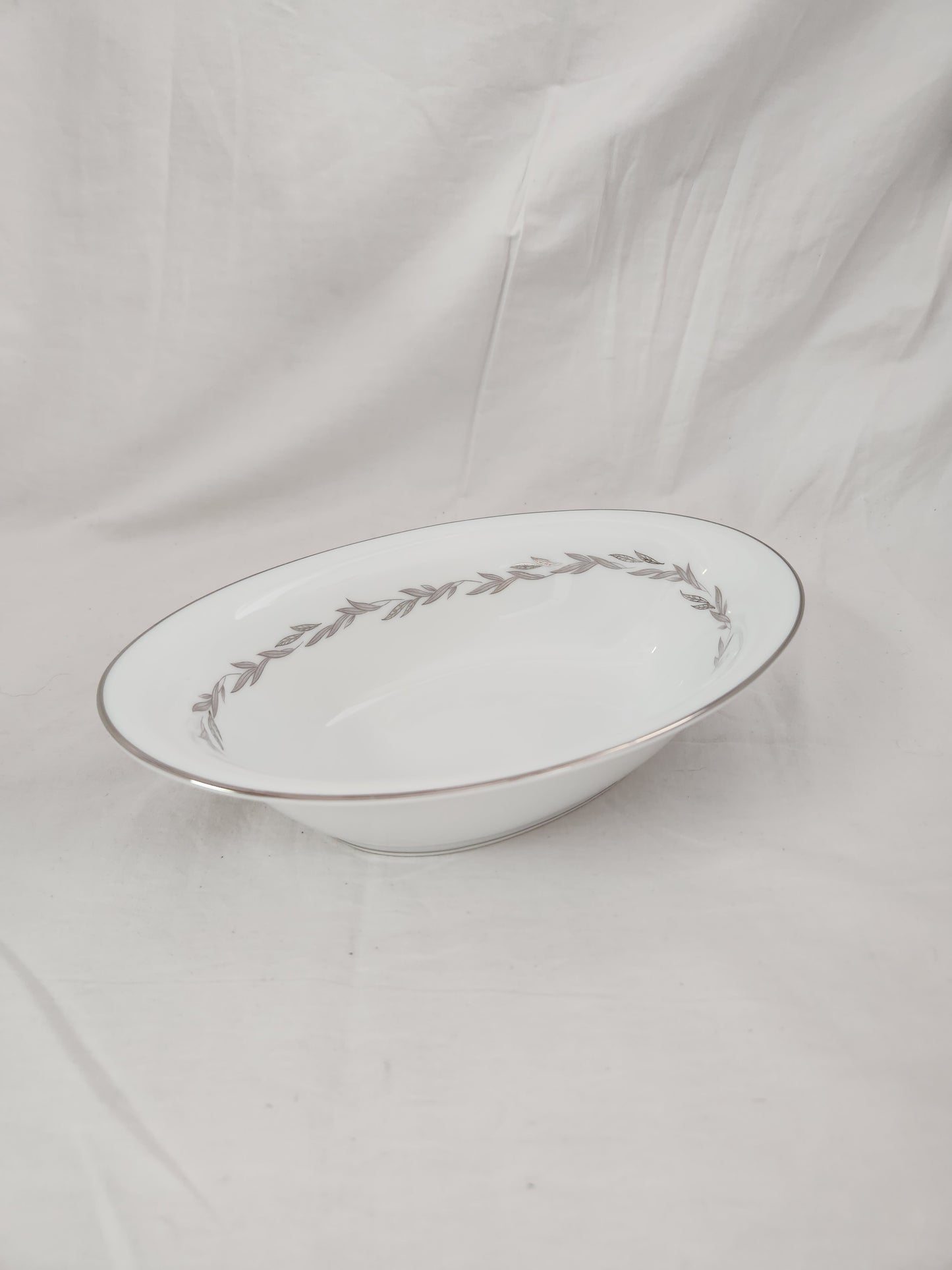 Noritake Graywood 10" Oval Vegetable Bowl