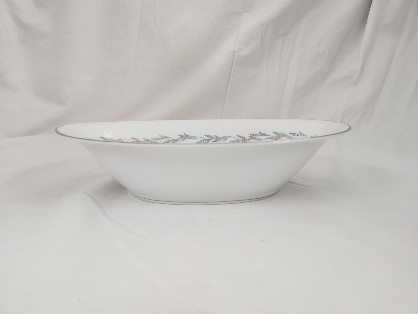 Noritake Graywood 10" Oval Vegetable Bowl