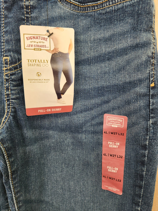 Levi Strauss Signature Pull-On Skinny Jeans - Size: 4L