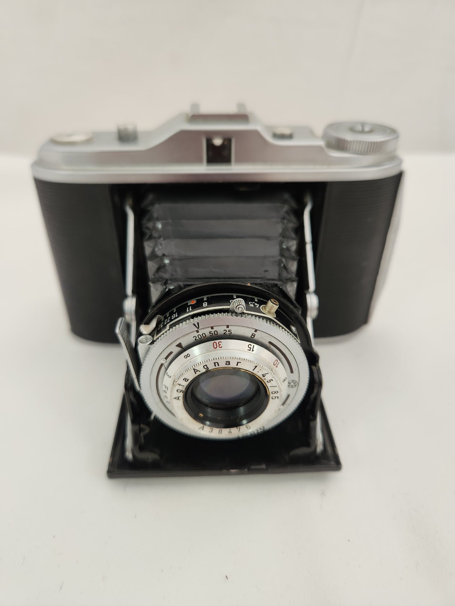 Vintage - AGFA Isolette I Folding Bellowed Camera w/ Agnar 1:4.5/85 mm Vario lens