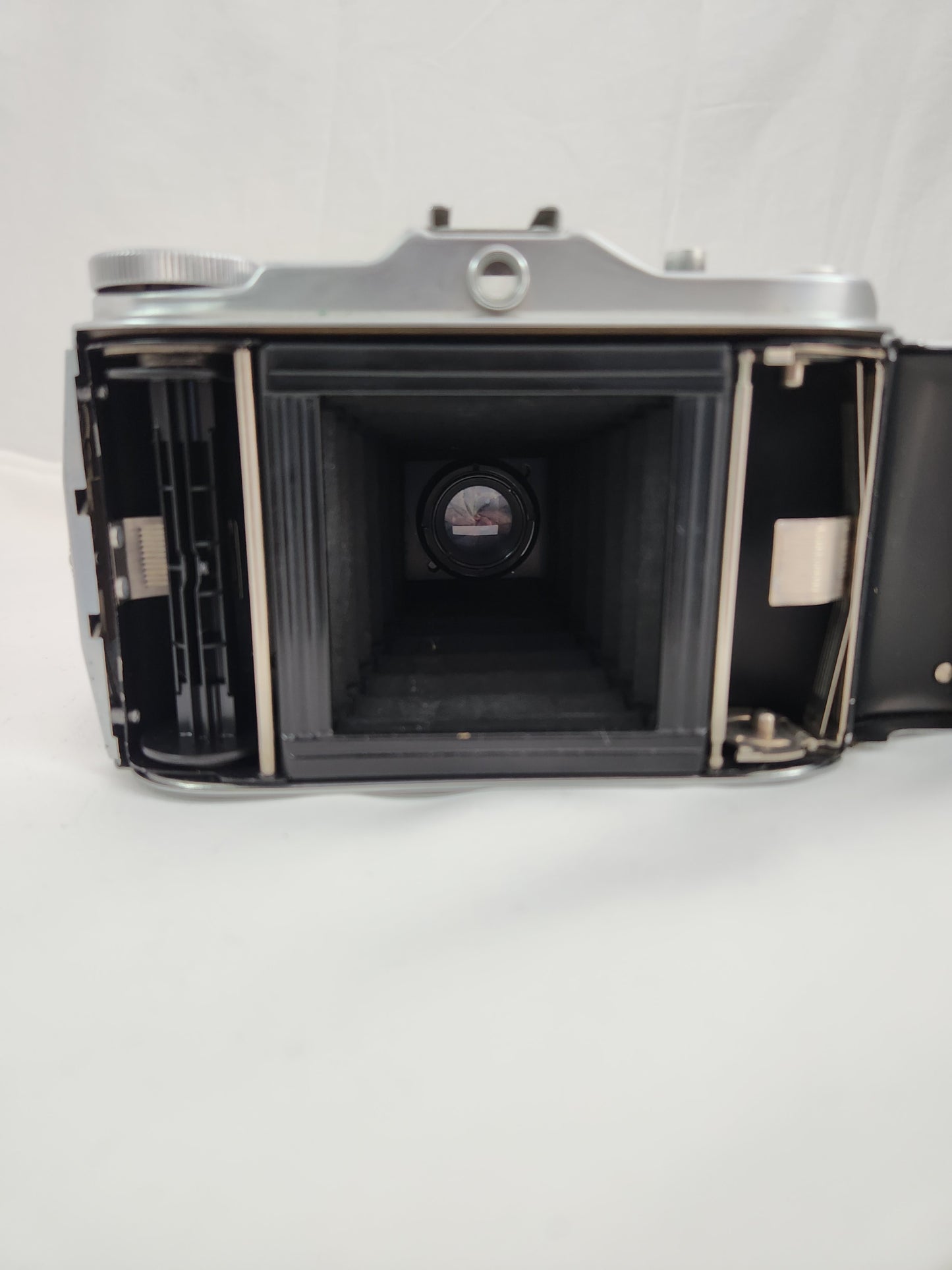 Vintage - AGFA Isolette I Folding Bellowed Camera w/ Agnar 1:4.5/85 mm Vario lens