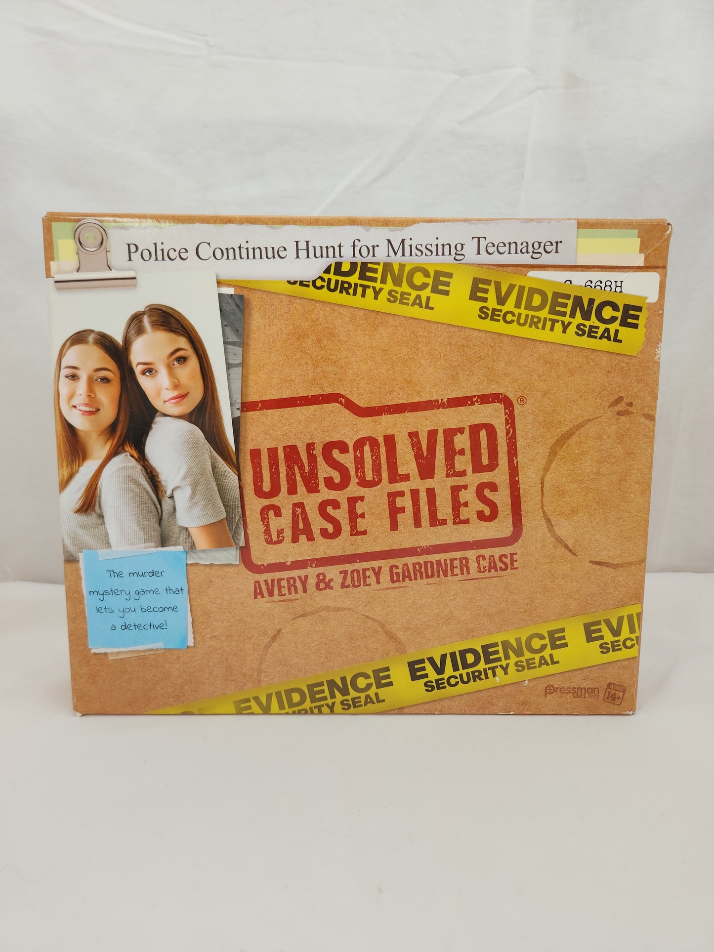 Unsolved Case Files Avery & Zoey Gardner Case by Pressman - New/Sealed