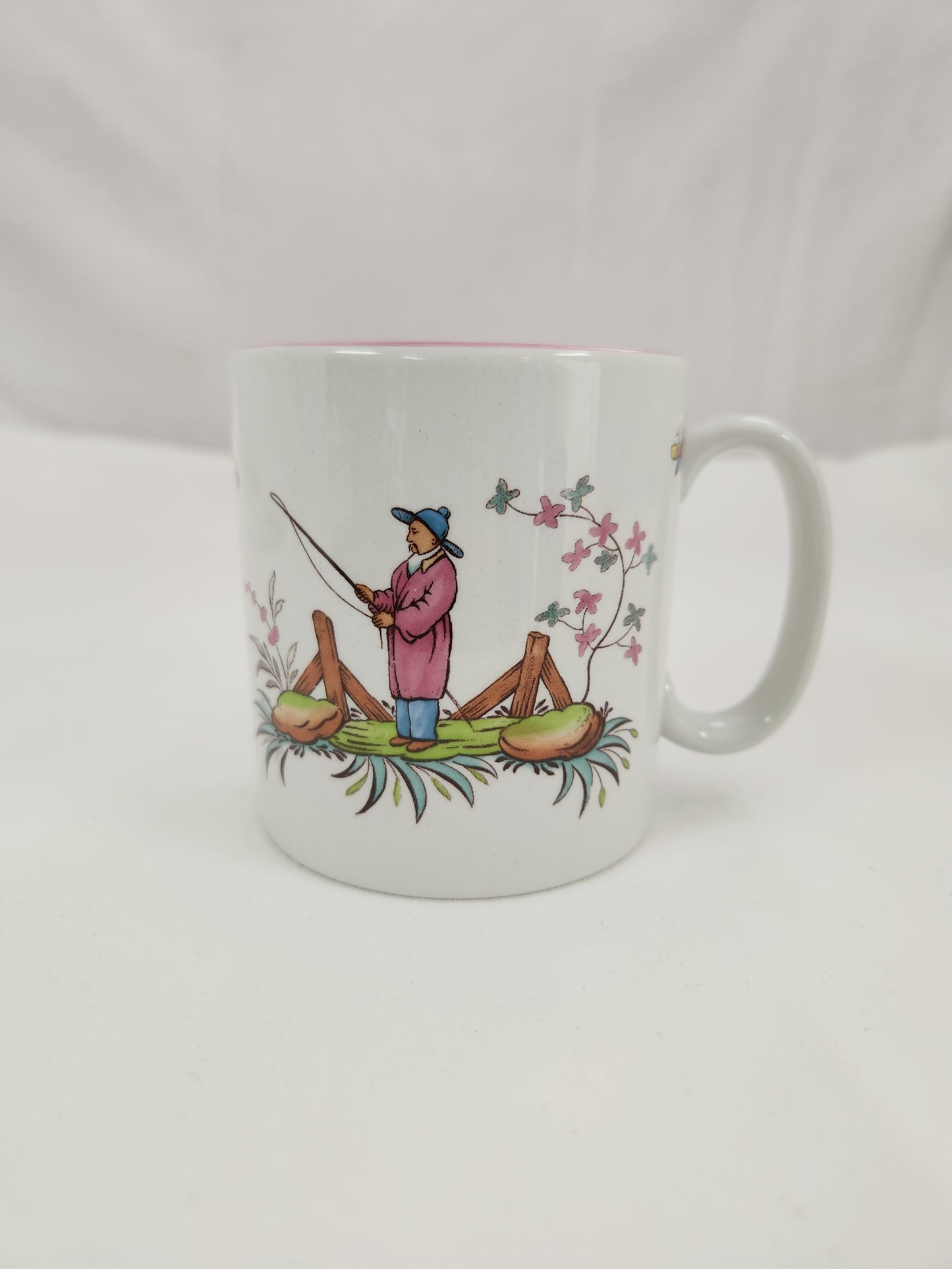Williamsburg Reserve Collection "Pearl River" Mug by Spode #S3714 (flaw)