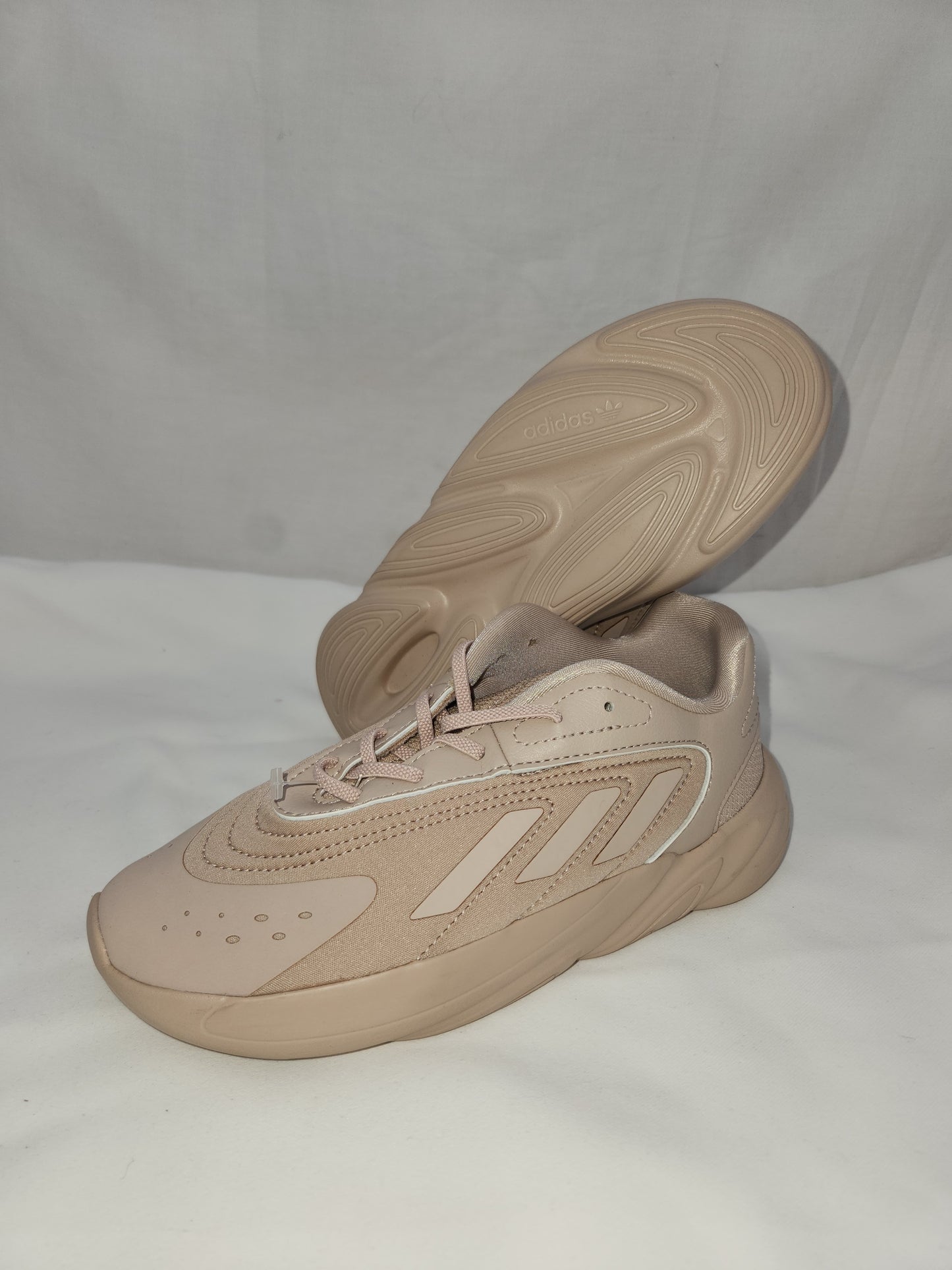 Adidas Originals Kids "Wonder Taupe" Ozelia Shoe HQ1611 - Size: 3