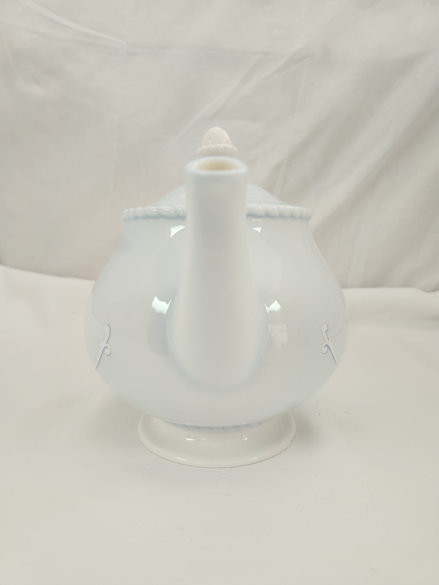 Lenox "Swedish Lodge Collection" 7-1/4" Teapot with Lid