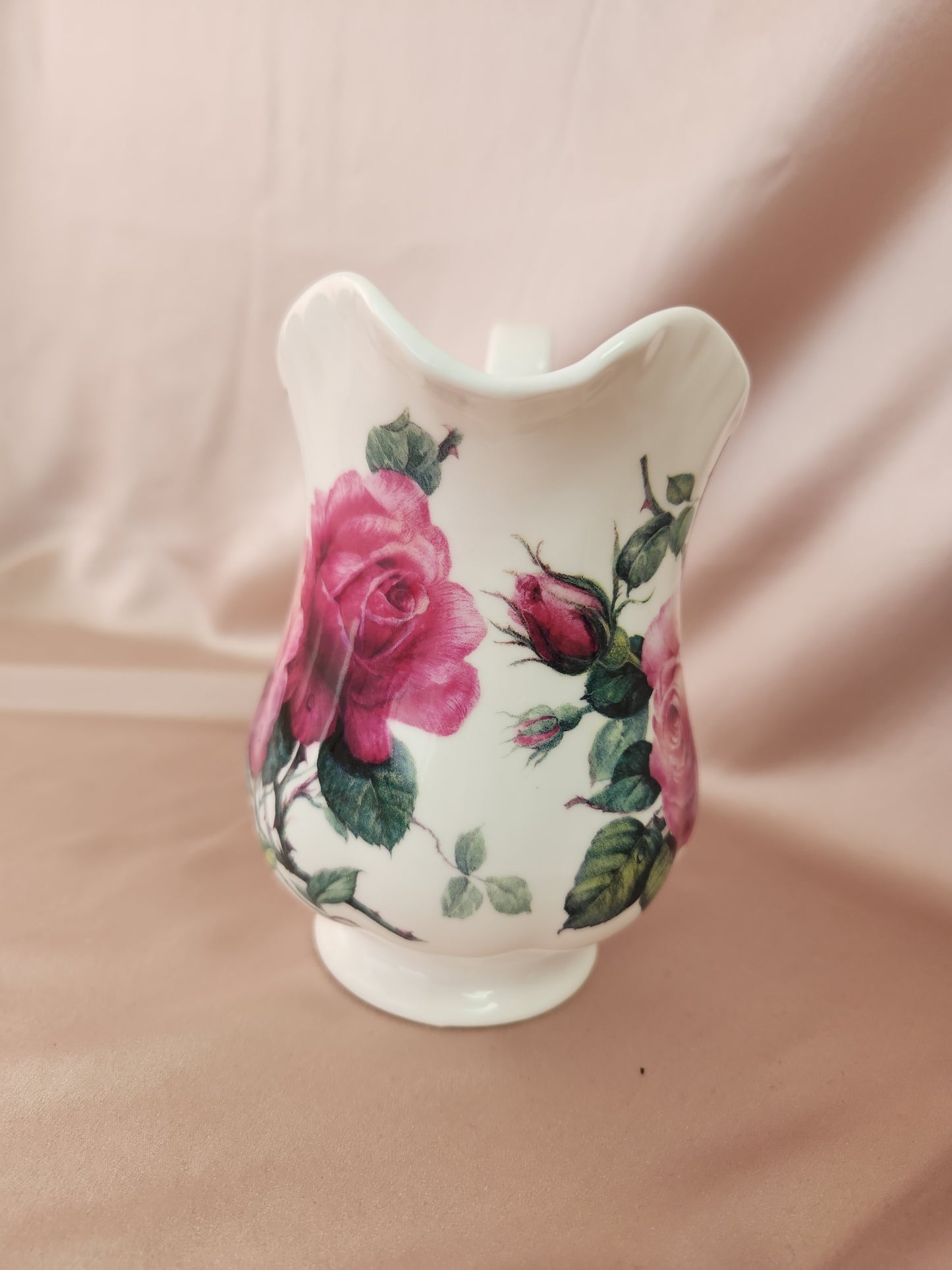 Roy Kirkham "English Rose" 16oz. Pitcher