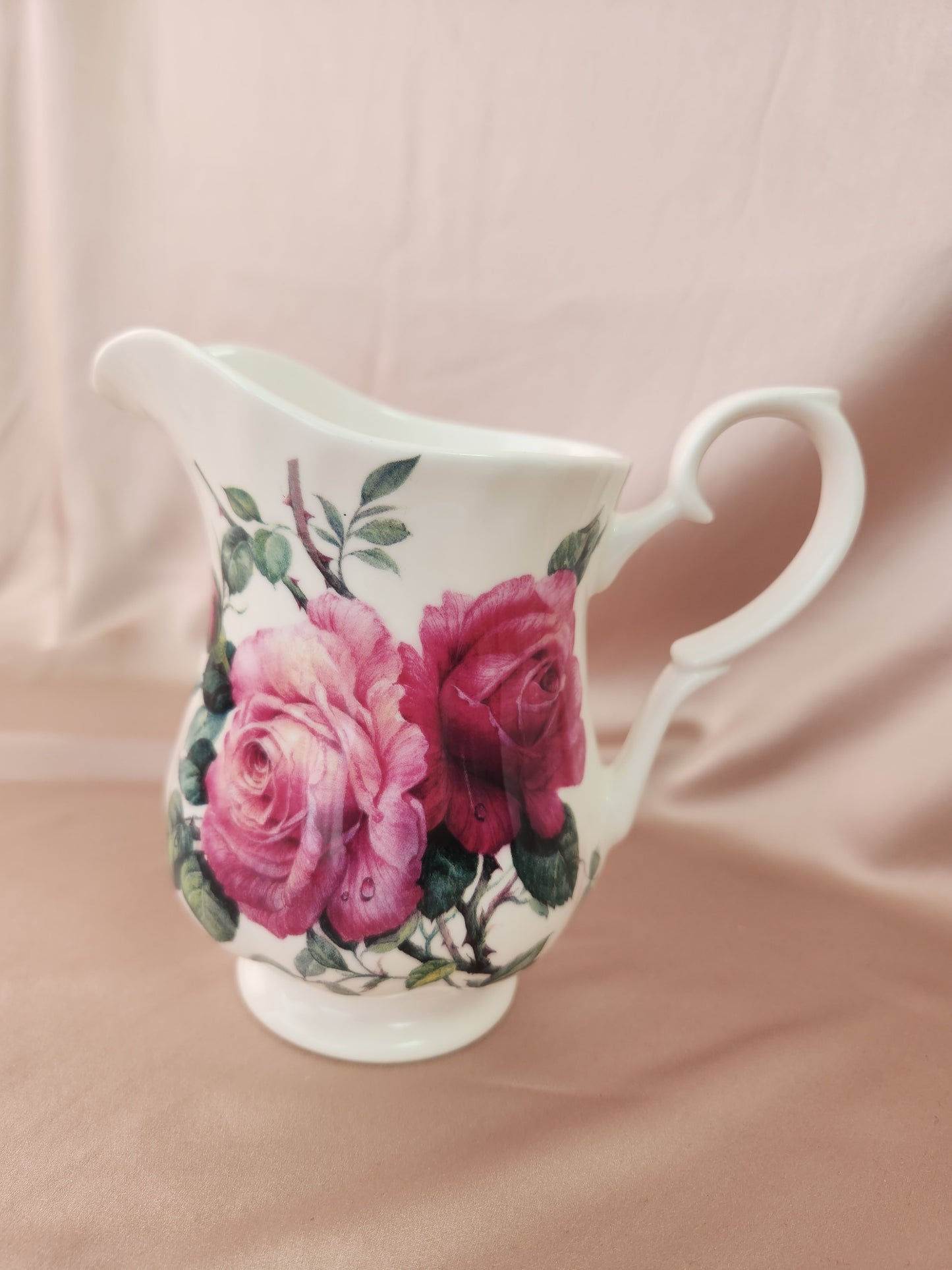 Roy Kirkham "English Rose" 16oz. Pitcher