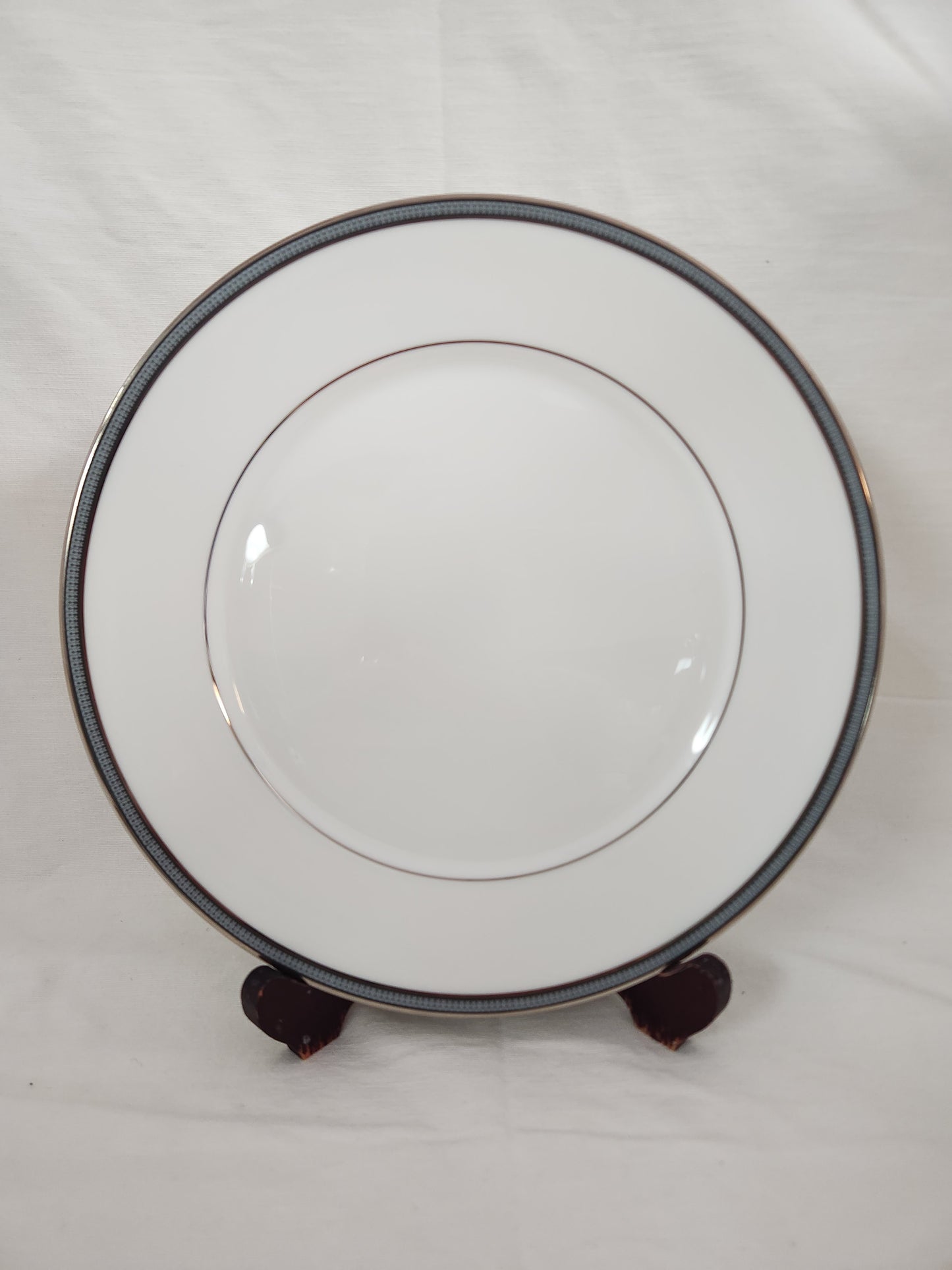 Dawn by Oxford (Div of Lenox) 10-3/4" Dinner Plate