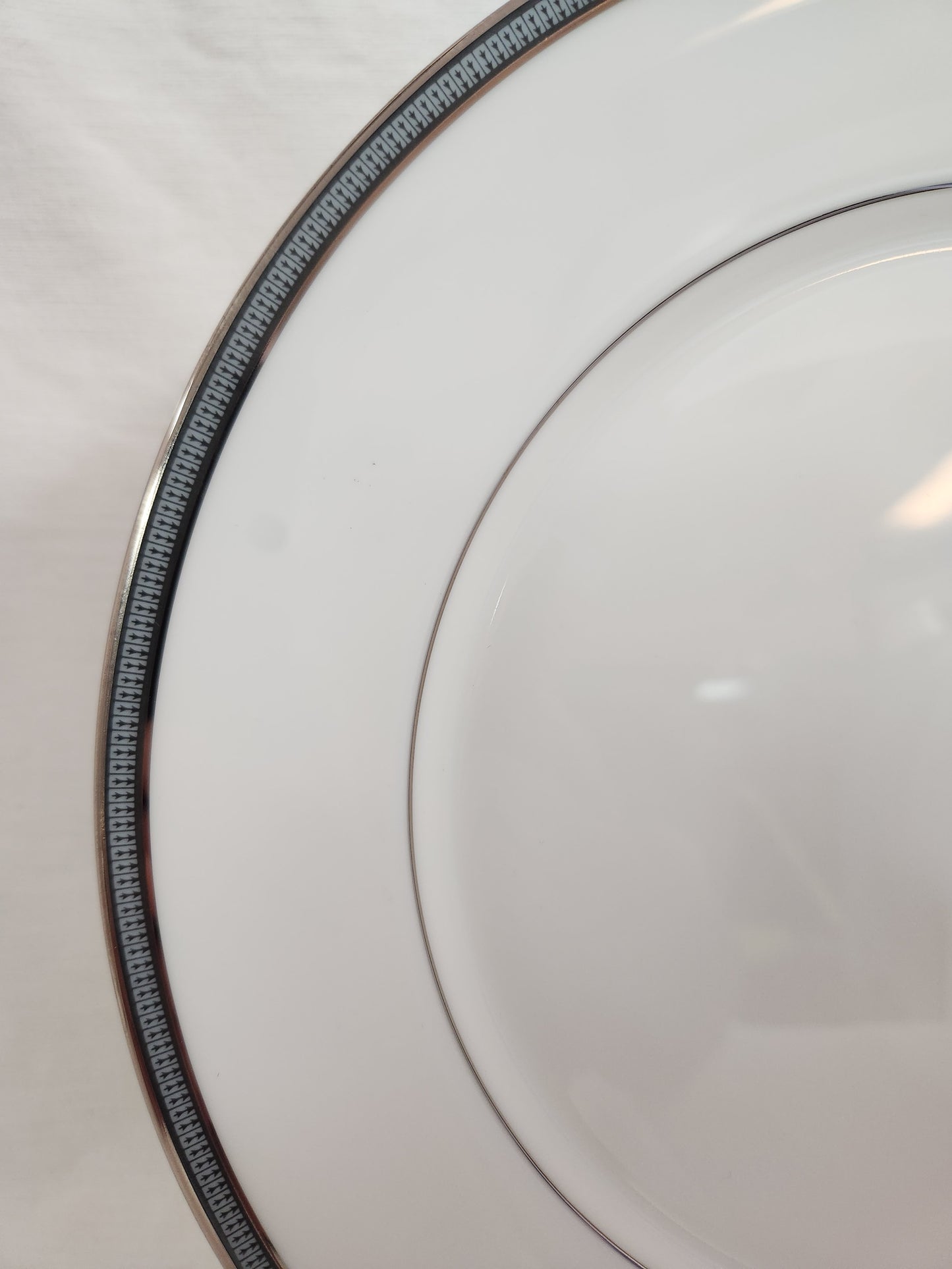 Dawn by Oxford (Div of Lenox) 10-3/4" Dinner Plate