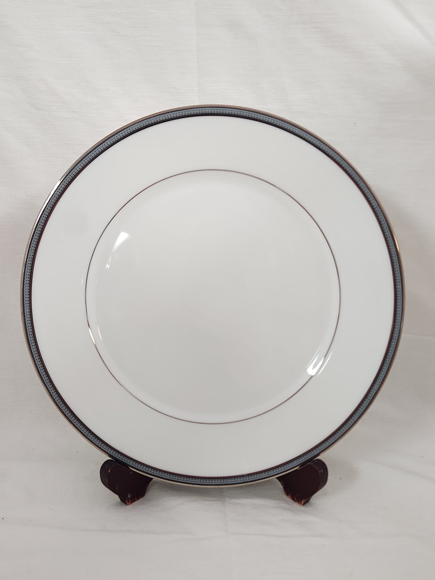 Dawn by Oxford (Div of Lenox) 10-3/4" Dinner Plate