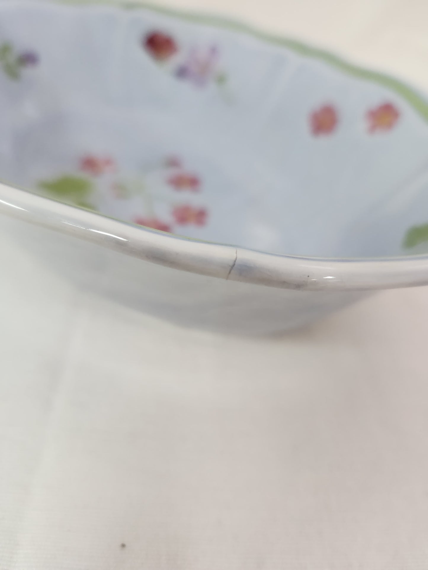 Longchamp Mon Jardin Oval Vegetable Bowl (crazing)