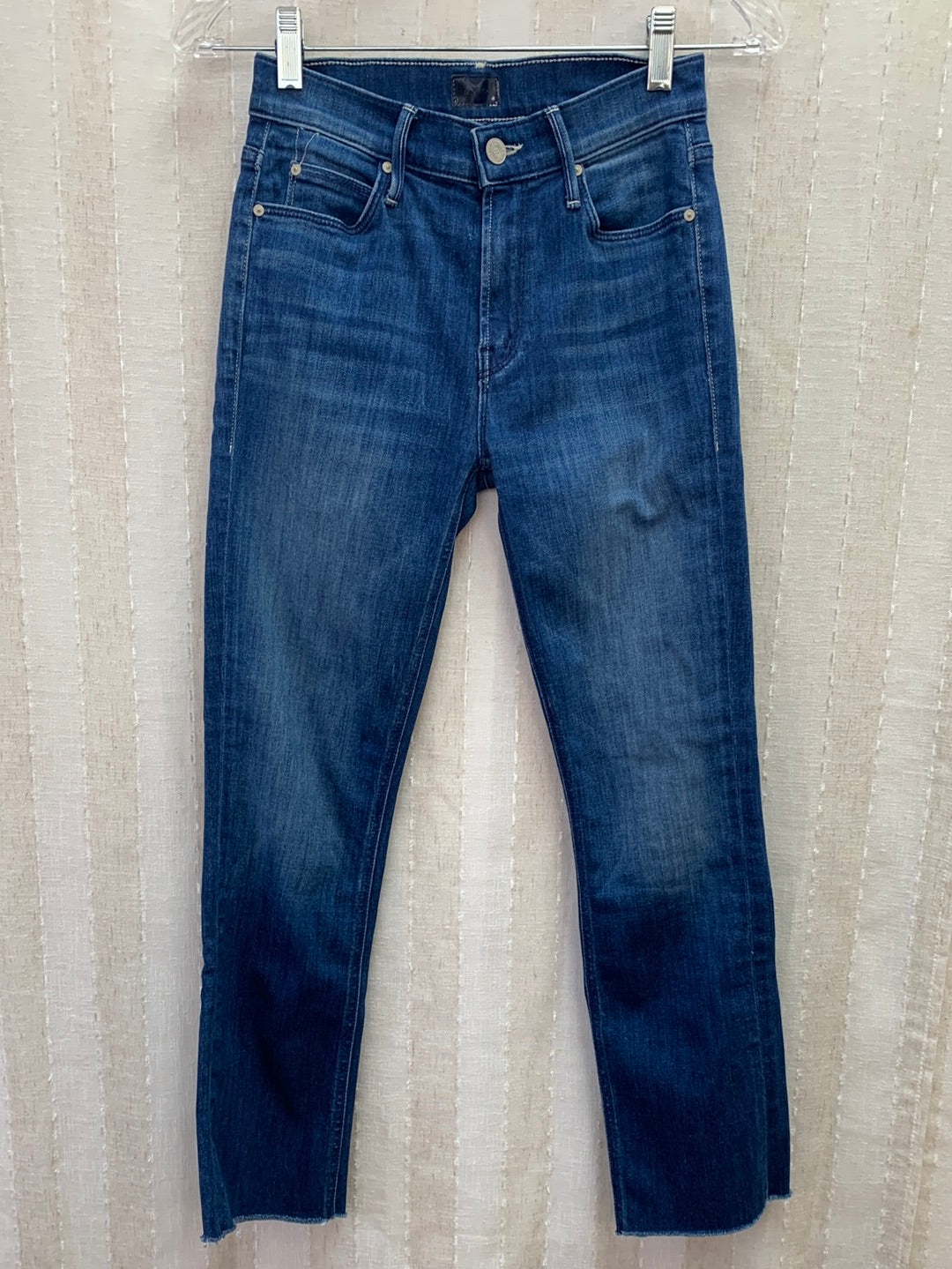 MOTHER squeeze it The Mid Rise Dazzler Crop Fray Jeans - 24
