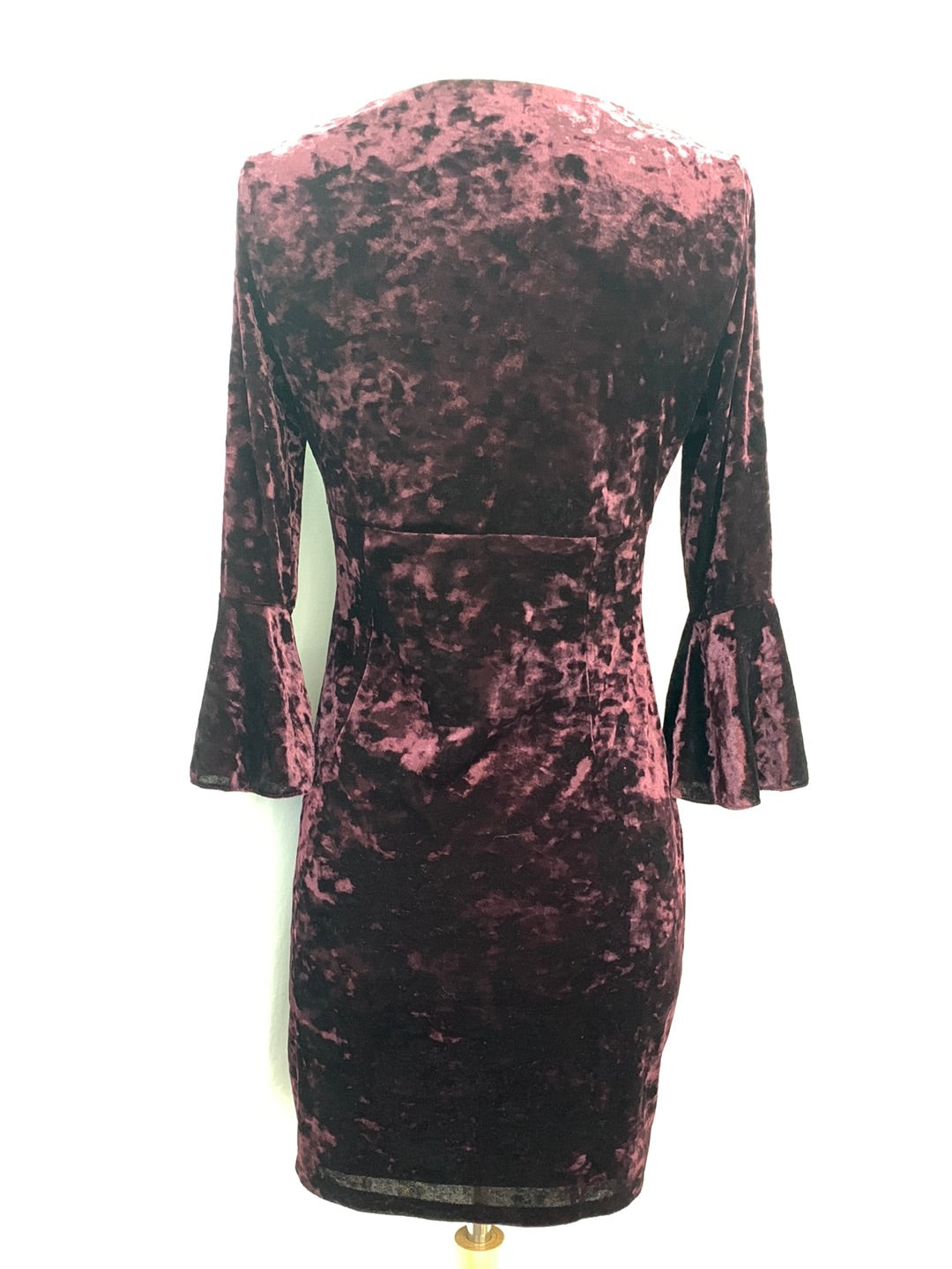 NWT - LAUREN RALPH LAUREN plum 3/4 Bell-Sleeve Crushed Velvet Dress - 6P