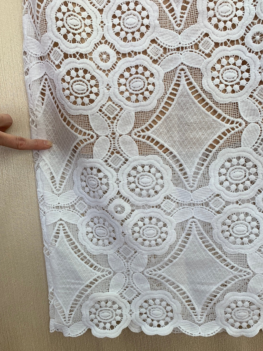 NWT - ABERCROMBIE & FITCH white Lace Midi Pencil Skirt - 2