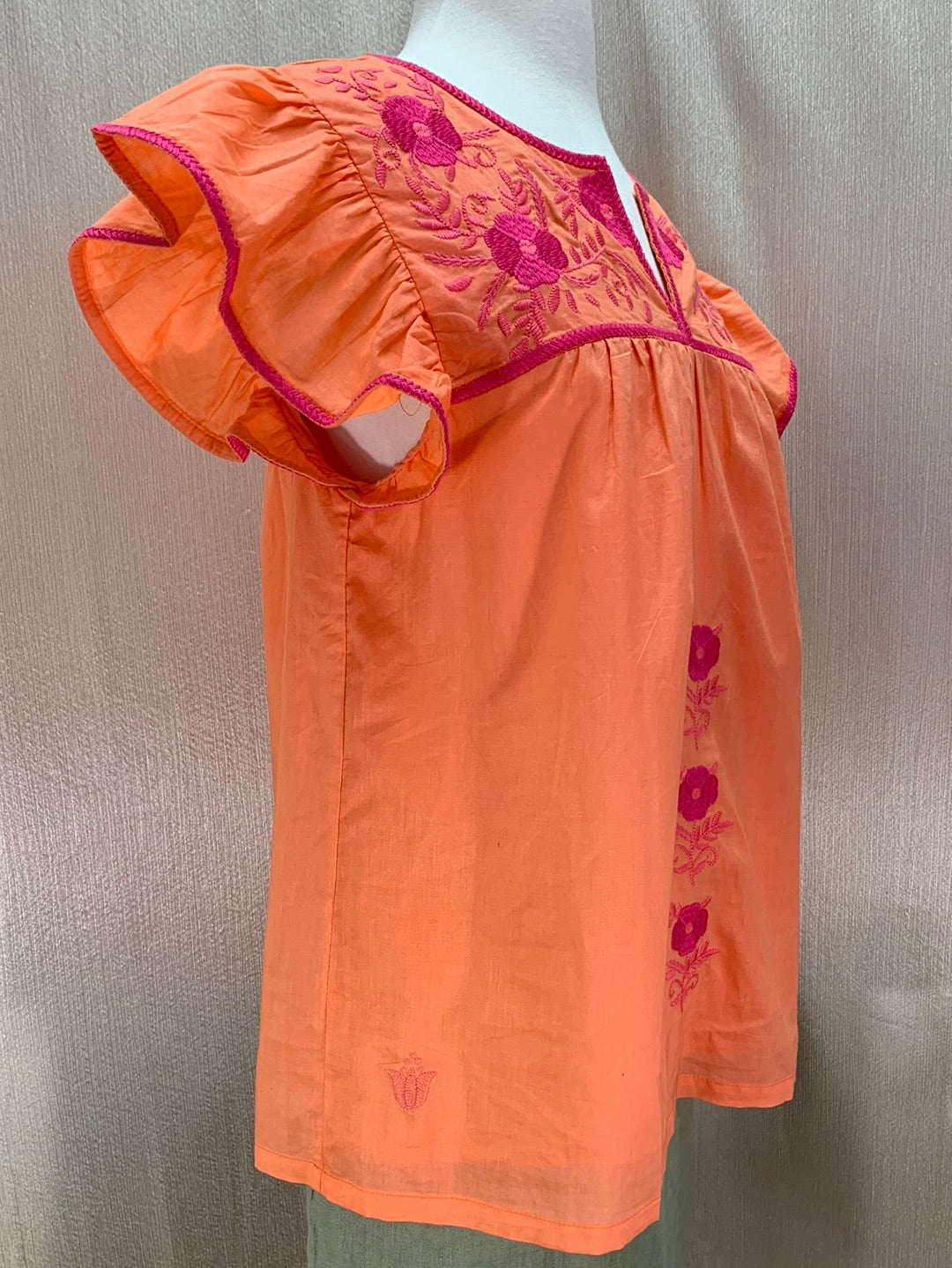 NWT - J MARIE orange pink Embroidered Flutter Sleeve Lined Krista Top - M