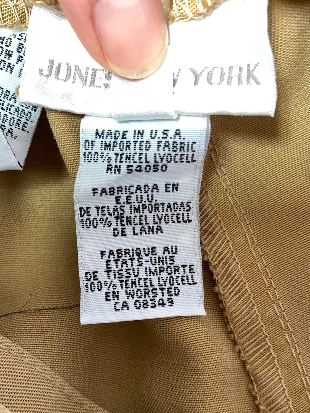 NWT - JONES NEW YORK tan City Safari Tencel Lyocell Pull On Pants - 18