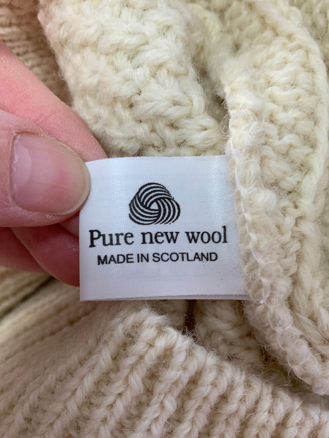 Vintage - HIGHLAND HOME ivory Wool Cable Knit Fisherman Sweater - XL