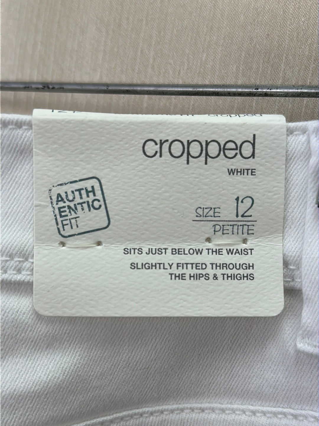 NWT - J JILL white Floral Embroidered Cropped Authentic Fit Jeans - 12P