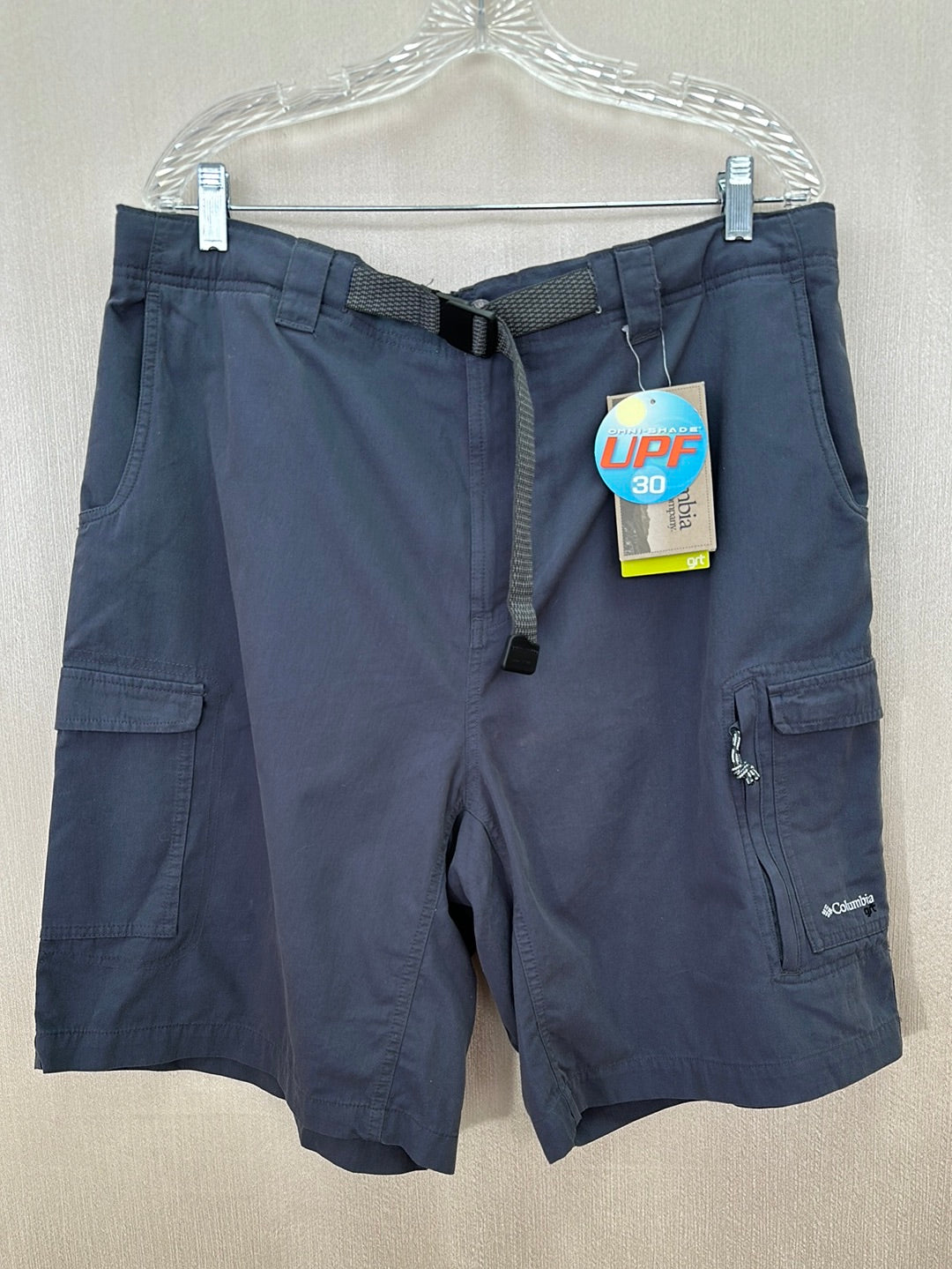 NWT COLUMBIA grey Omni Shade UPF 50 GRT 10 Cargo Shorts Men s XL CommunityWorx Thrift Online