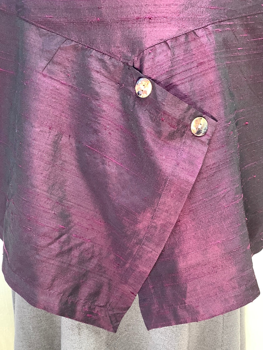 ANU by NATURAL wine black Pure Silk Long Sleeve Button Up Top - L / XL