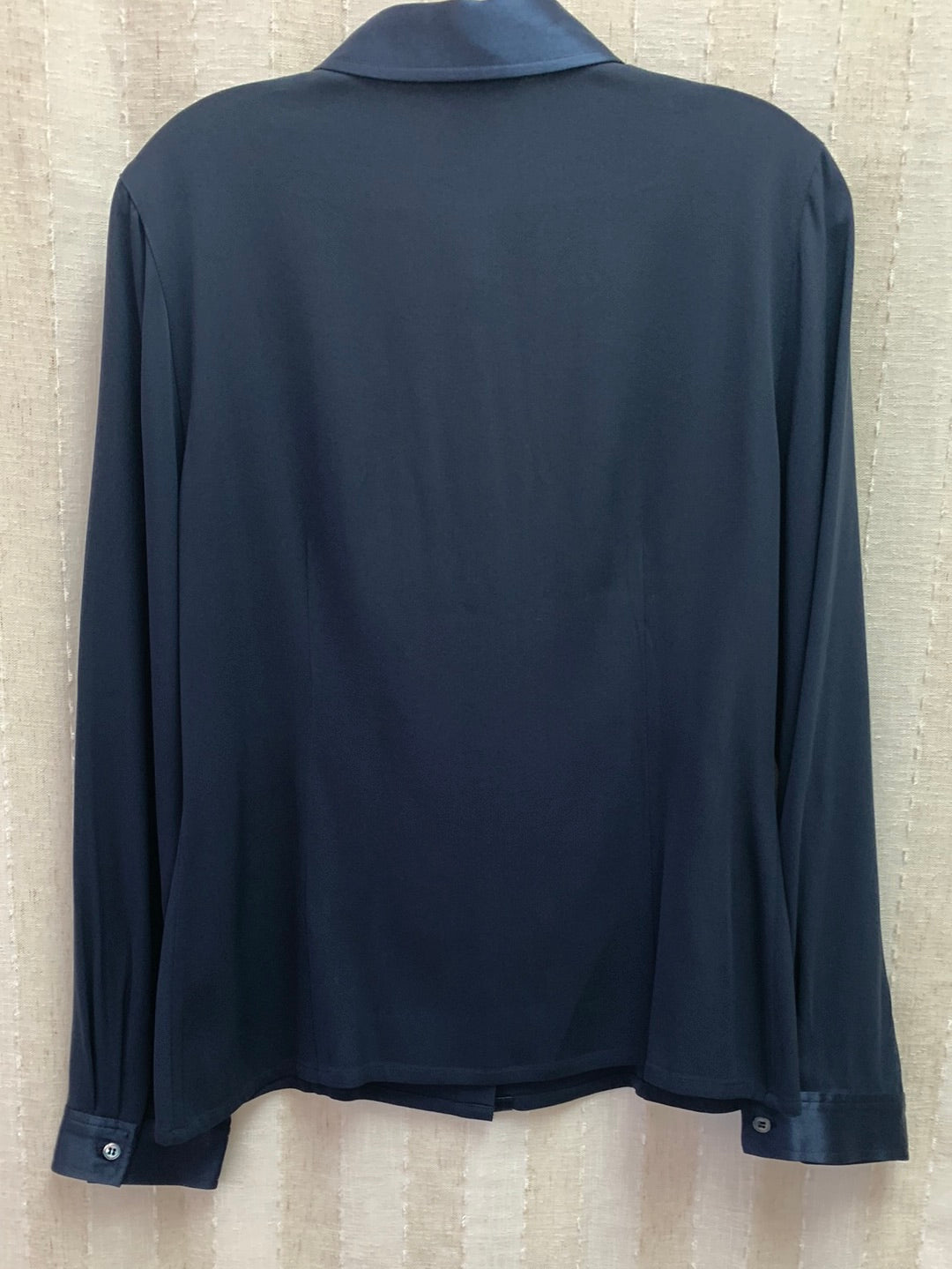 DD COLLECTION / DONCASTER navy SILK Long Sleeve Button Up Blouse - 10