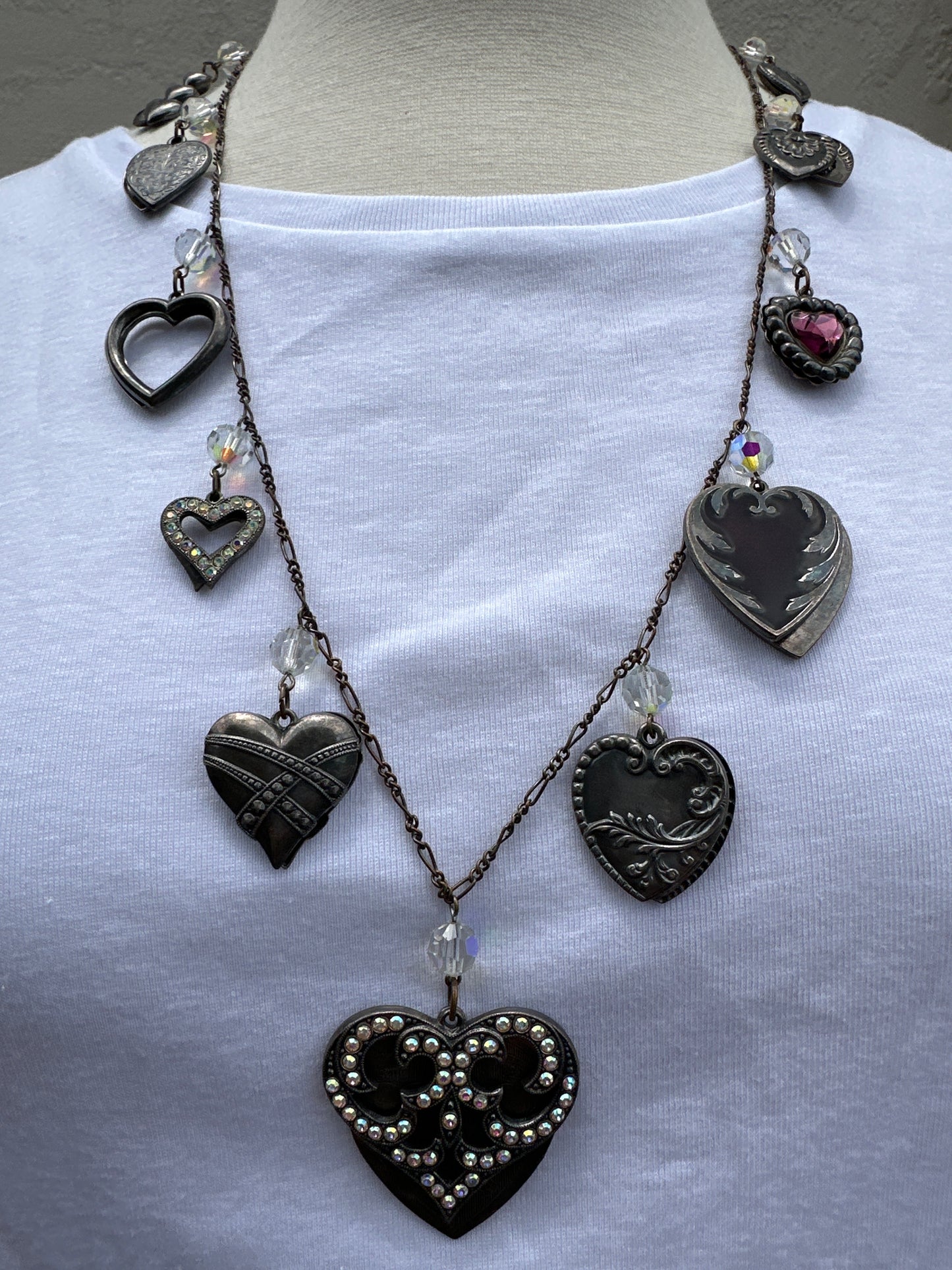 PIDIDDLY LINKS mixed metal rhinestone Beads Hearts Charm Necklace - 26"