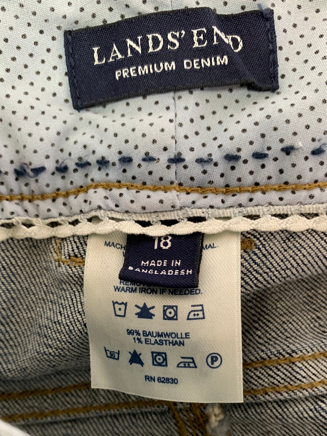 NWT - LANDS' END blue Premium 21.5" Denim Skirt - 18