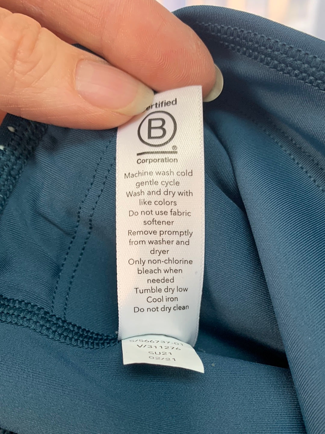 ATHLETA teal High Rise HIIT IT 9" Bike Shorts - Small