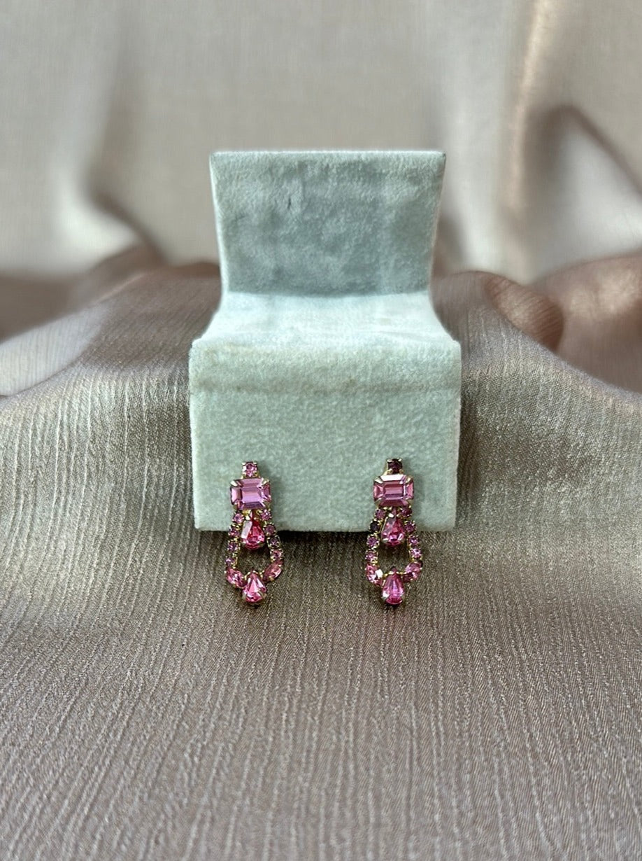 Vintage - WEISS pink Rhinestone Clip Earrings & Necklace Set - 16.25"