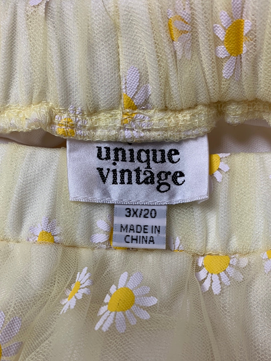UNIQUE VINTAGE yellow floral Daisy Tulle Skirt - 3X / 20