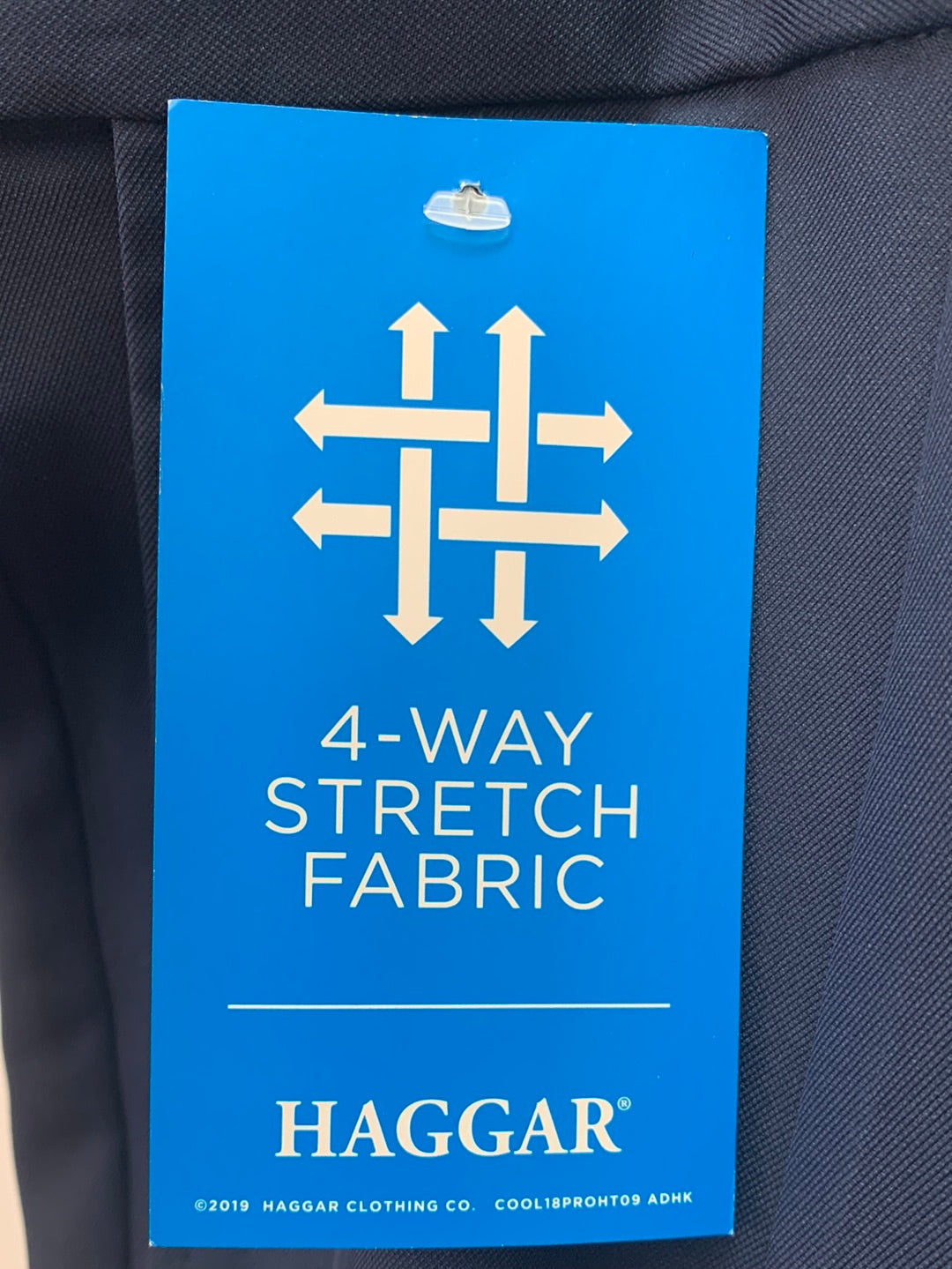 NWT - HAGGAR navy Cool 18 Pro Pleated 10.5" Golf Shorts - 48W