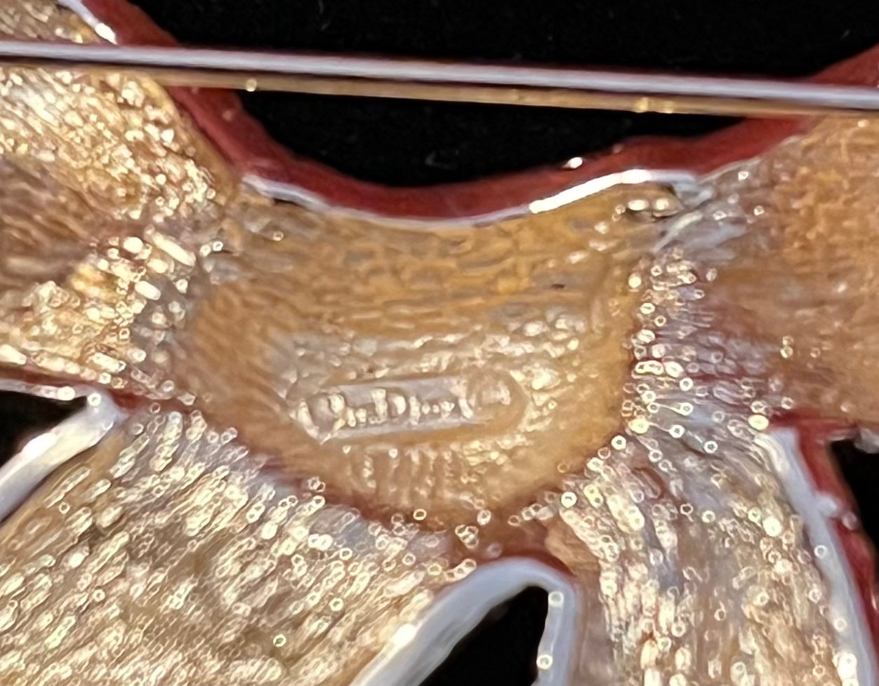 Vintage CHRISTIAN DIOR Gold Tone Textured Bow Knot Brooch
