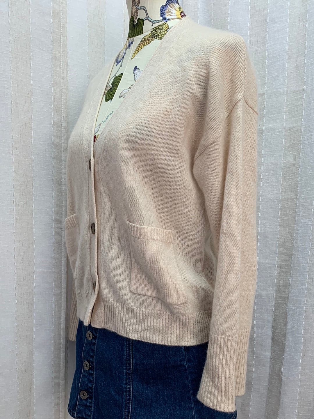 MAGASHCHONI tan Cashmere V-Neck Button Cardigan - Small